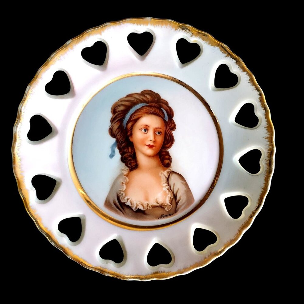 Valentine Heart Vintage Small Portrait Plate Decorative Romantic Woman Love
